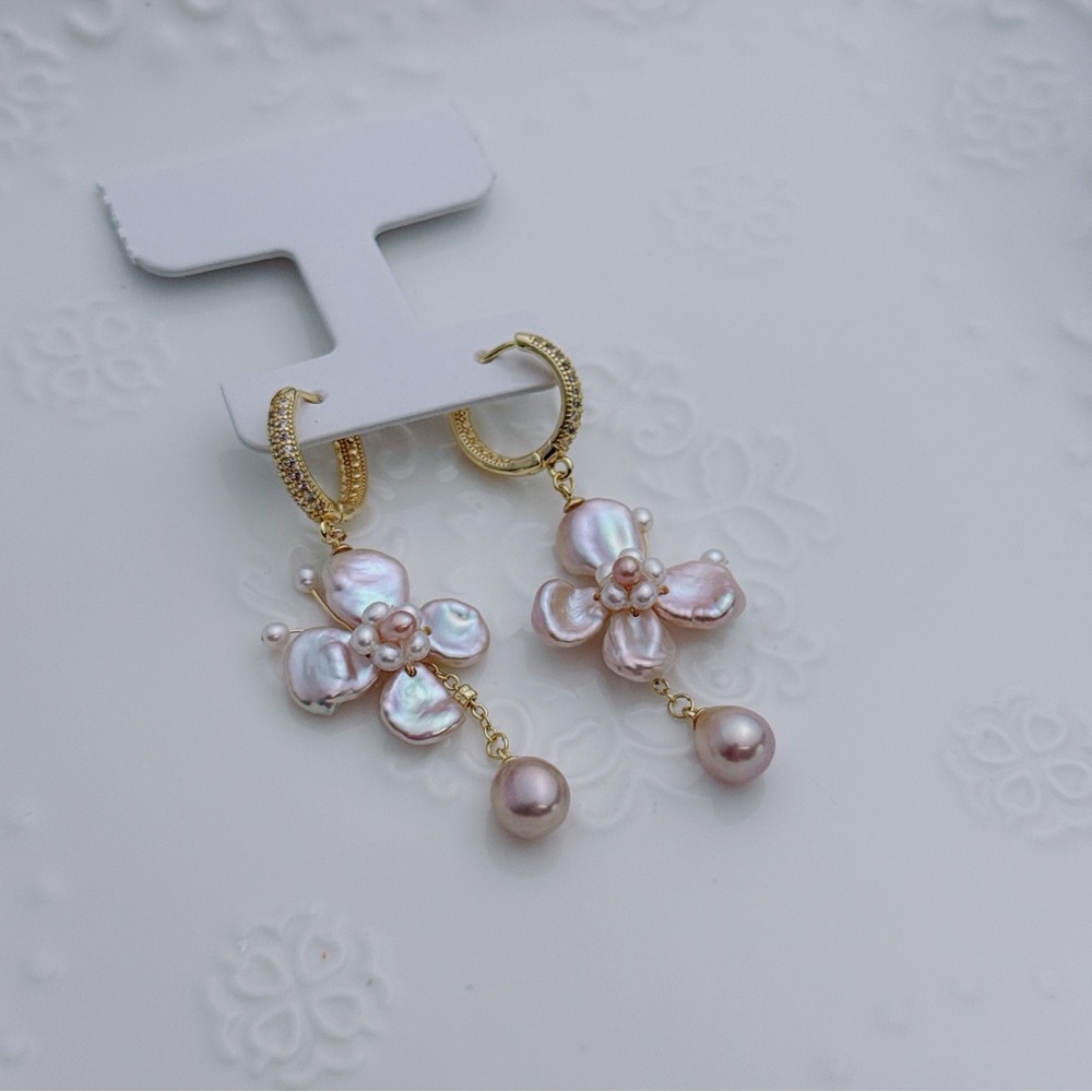 26E156 Handmade High Quality Freshwater Baroque Pearl Butterfly Earrings - Picture 2 of 8